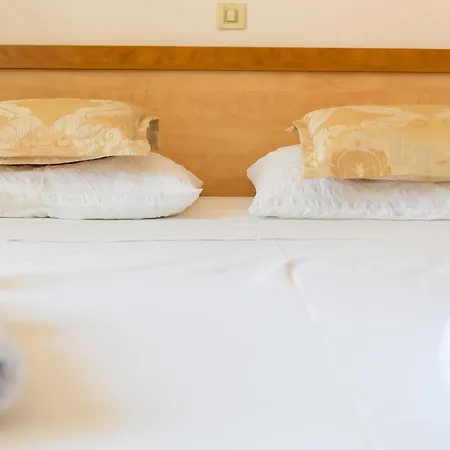 Double Lukre With View 두브로브니크